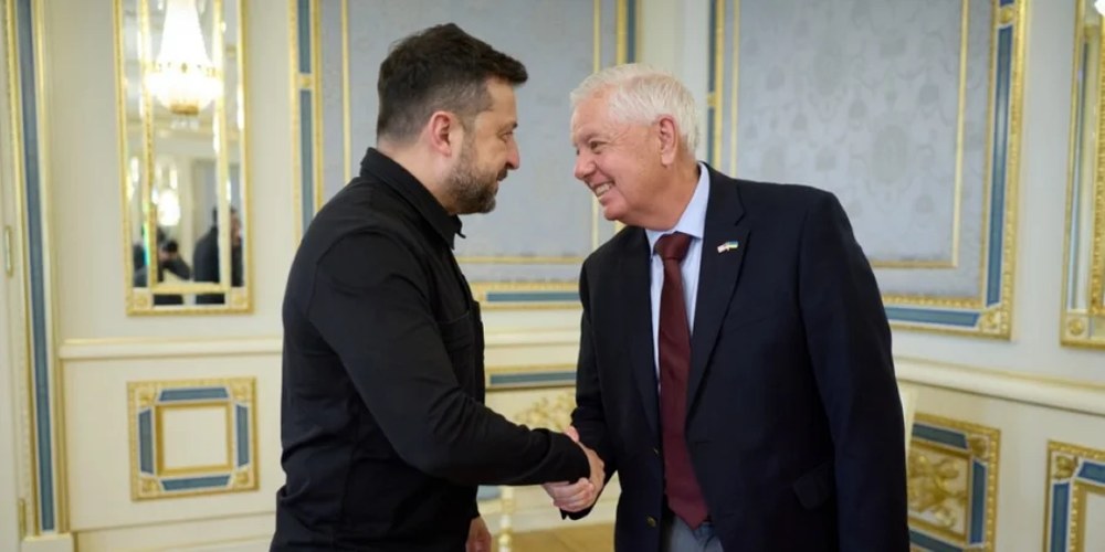 Помер сенатор США Ліндсі Грем, який напередодні відвідав Київ