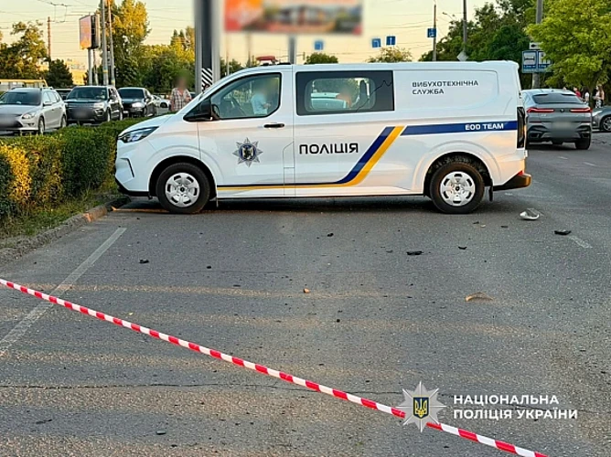 Вибух кросовера в Одесі 28 липня: водій загинув, пасажирку госпіталізували
