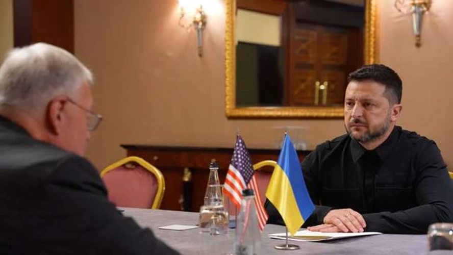 Захист неба перед зимою: про що Зеленський говорив із Келлогом у Києві